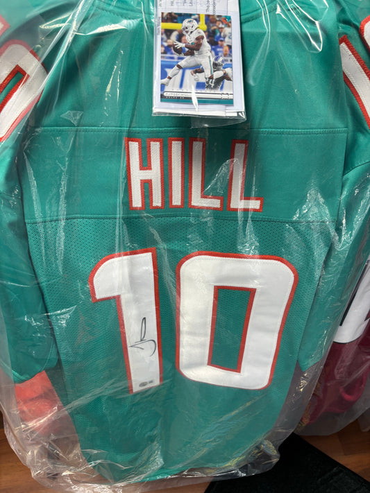 Tyreek Hill Signed XL Miami Dolphins Jersey with mint card and Beckett COA!