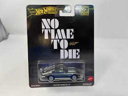 Hot Wheels Premium Pop Culture 007 No Time To Die Aston Martin V8. New.