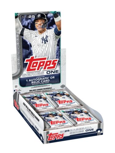 2025 Topps MLB Series 1 Hobby Pack.